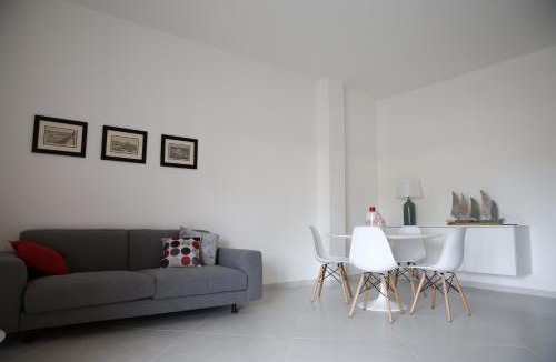 Tiche Apartment | ATHENA DESIGN APARTMENT 2