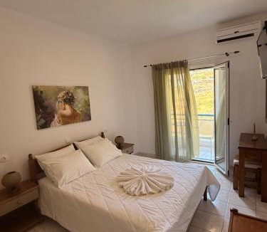 Diakofti Apartment | Athena Kythera