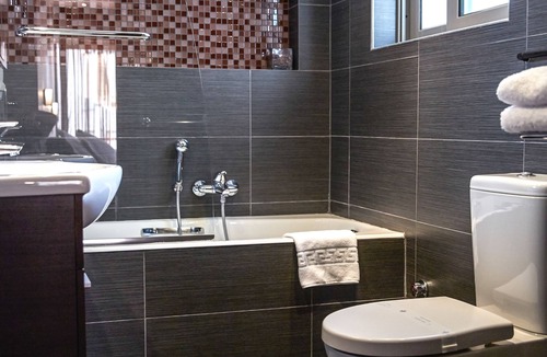 Khalandrion Hotel | Athens Habitat