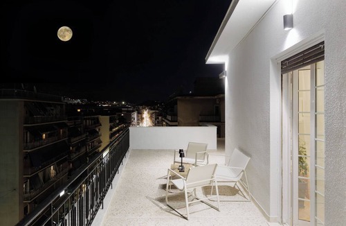 Koukaki Apartment | Athens Koukaki Penthouse, Acropolis view, large veranda