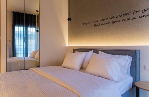 Petralona Apartment | Athens Life