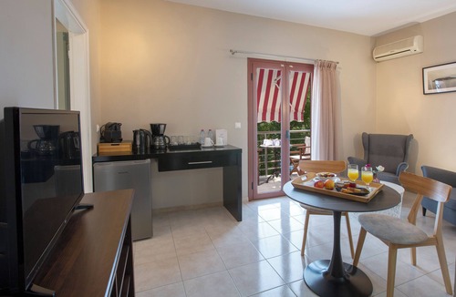 Nidri House | Athina Residence