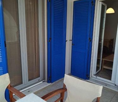 Kithira Apartment | Athina Rooms