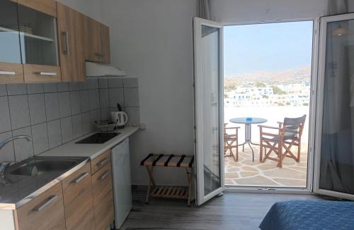 Naousa Apartment | Athina's blue studios