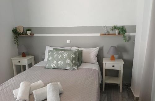 Naousa Apartment | Athina's blue studios
