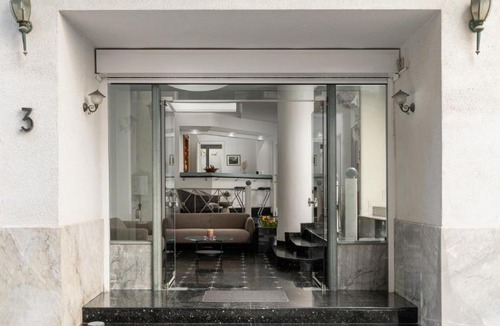 Plaka Hotel | Athos Hotel