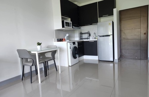 Karon Condo | AtKaronWithChada B311