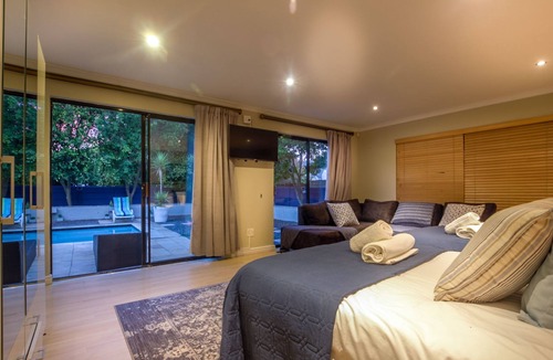 Sunset Beach Bed & Breakfast | Atlantic Bay Lodge