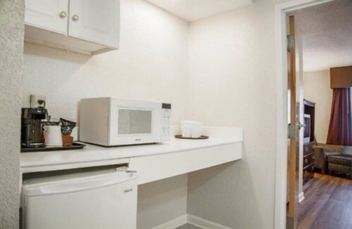 Newport Hotel | Atlantic Beach Hotel Newport