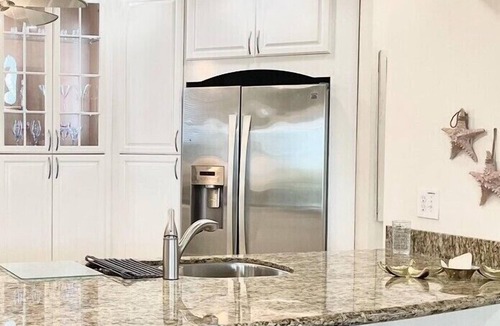 Key West Condo | Atlantic Escape Luxury Oceanview Key West Condo resort style amenities