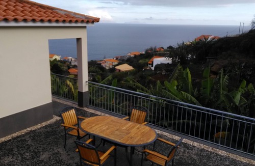 Gaula House | Atlantic view with free car and bike.