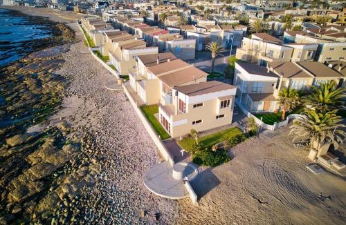 Vineta Apartment | Atlantic Waterfront Cottage D3, 4 bedroom, Sea view