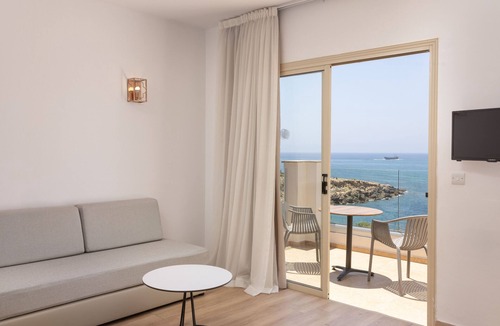Chlorakas Apartment | Atlantica Akteon