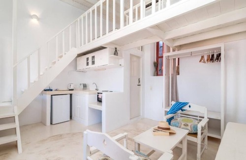 Halki Hotel | Atlantis Houses