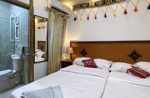 Pyramids Gardens House | Atlantis pyramids Inn new