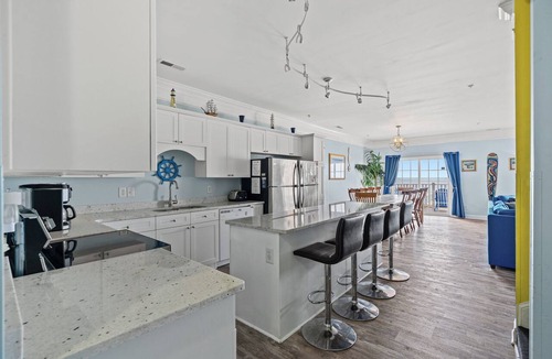 Ocean Drive Condo | Atlantis Villas 103- Updated Oceanfront 6BR