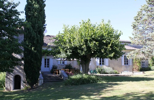 Tocane-Saint-Apre House | Atmospheric chartreuse with large swimming pool.