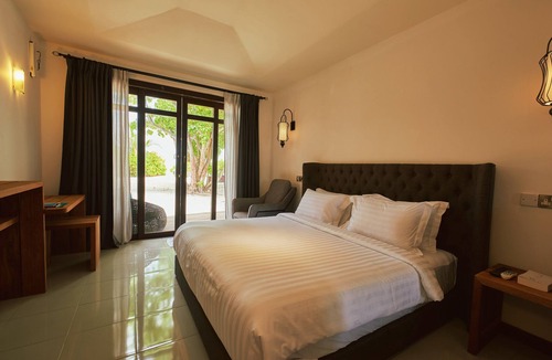Dhigurah Hotel | Atollkey