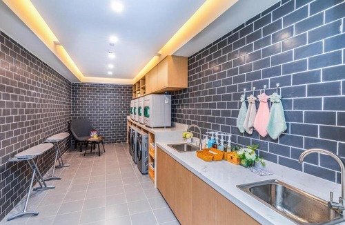 Chenggong Hotel | Atour Hotel Kunming Municipal Government Chunrong Street