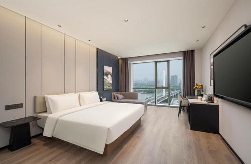 Chongchuan Hotel | Atour Hotel Nantong Longxin Plaza