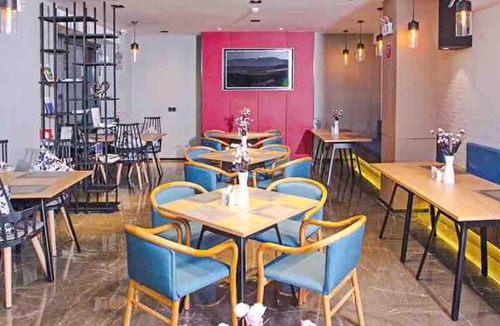 Qinhuangdao City Center Hotel | Atour Hotel Qinhuangdao Railway Station Yingbin Road