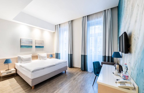 Nepszinhaz negyed Hotel | Atrium Hotel by Mellow Mood Hotels