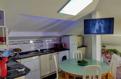Camara de Lobos Apartment | ATTIC BAY WOLF CHAMBER