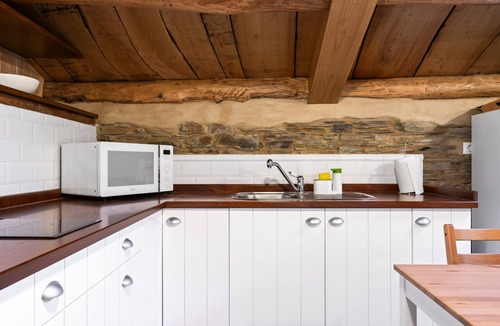Trabada Apartment | Attic Casa Venancio with Mountain Views and Private Garden