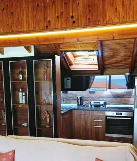 Nea Moudania Apartment | Attic