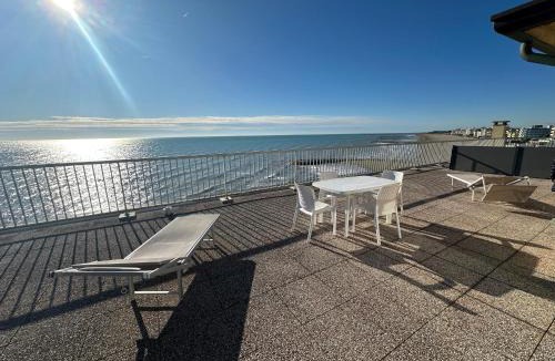 Old Town Apartment | ATTIC PARADISE Big Terrace on the Sea - AGENZIA COCAL