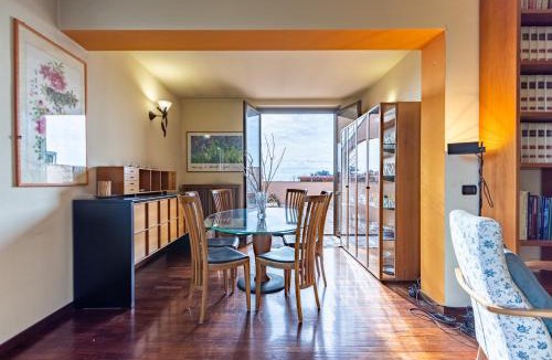 Manicomio Mombello Apartment | Attico con Terrazza e Parcheggio - Nord Milano