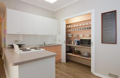 Bright Apartment | Atticus Cottage