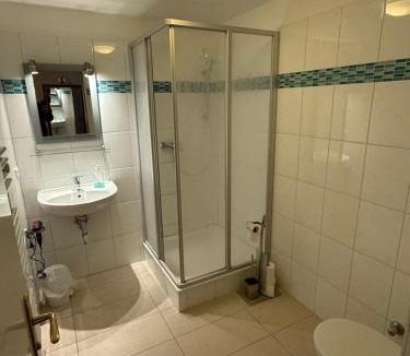 Halstenbek Hotel | Attika Hotel