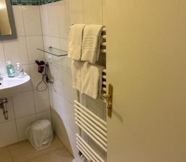 Halstenbek Hotel | Attika Hotel