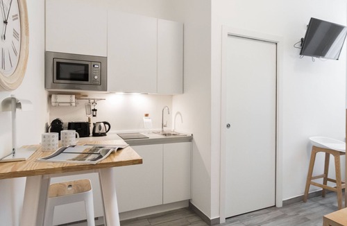 Porta Romana Apartment | Atto Vannucci 15 B - Studio Apartment, Sleeps 2