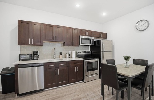 Fairmount Apartment | Attractive 1BR/1BA apartment at Fairmount Square