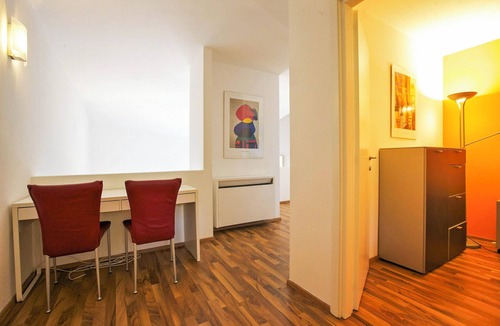 Susello Apartment | Attractive 4½-room apartment with 3 balconies, pool and dream view