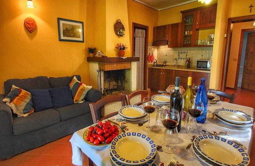 Santarello Apartment | Attractive mansion with pool