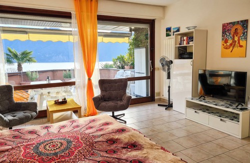 Susello Apartment | Attractive studio with balcony, pool and dream view