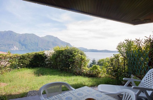 Susello Apartment | Attractive studio with terrace and garden, pool and dream view