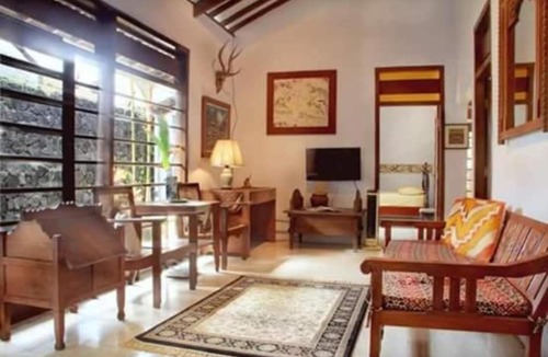 Depok House | Aty Noor Homestay