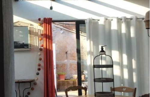 Saint-Paulet-de-Caisson House | Atypical house in the heart of a village not overlooked Saint-Paulet-de-Caisson