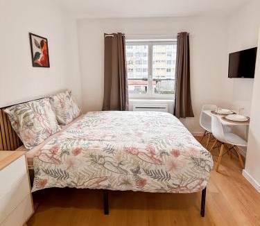 Cambrai Apartment | Au 42B JM