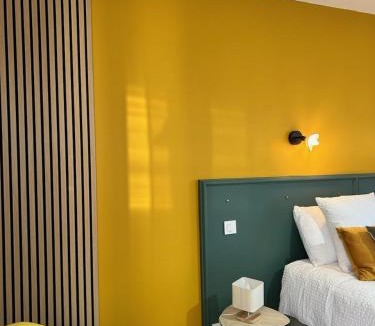 Martizay Hotel | Au BOSQUET FLEURI MAISON DE CAMPAGNE