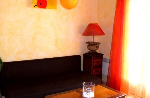 Seillons-Source-d'Argens House | AU CHANT DES CIGALES LES FOURMIS DANSENT