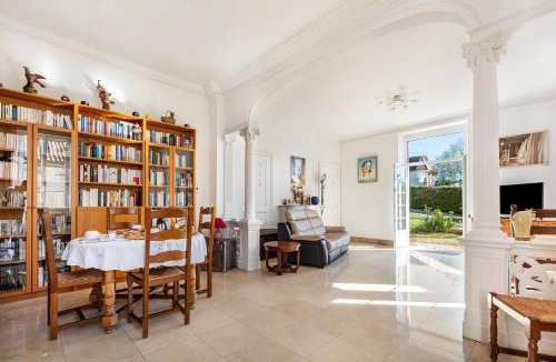 Neuvic Bed & Breakfast | Au Grand Mur
