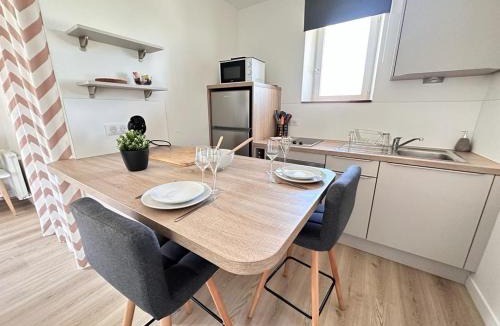 Courcelles-Sapicourt Apartment | Au nid du clos cocon a la campagne 10min de Reims
