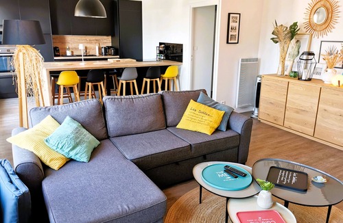 Chateau-d'Olonne Apartment | Au Paradis Sablais - Sea view