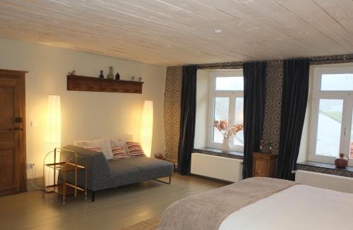 Izel Bed & Breakfast | Au Petit Bercail - 2 Chambres d'hôtes pour 2 personnes