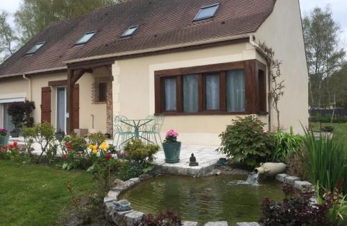 Fleury-en-Biere Bed & Breakfast | Au Pré Fleury